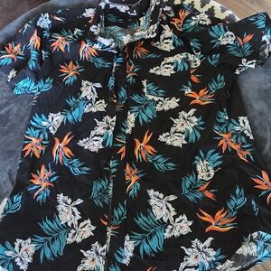 Men's Black Hawaiian Floral Short-Sleeve Shirt - Blue & Orange Print